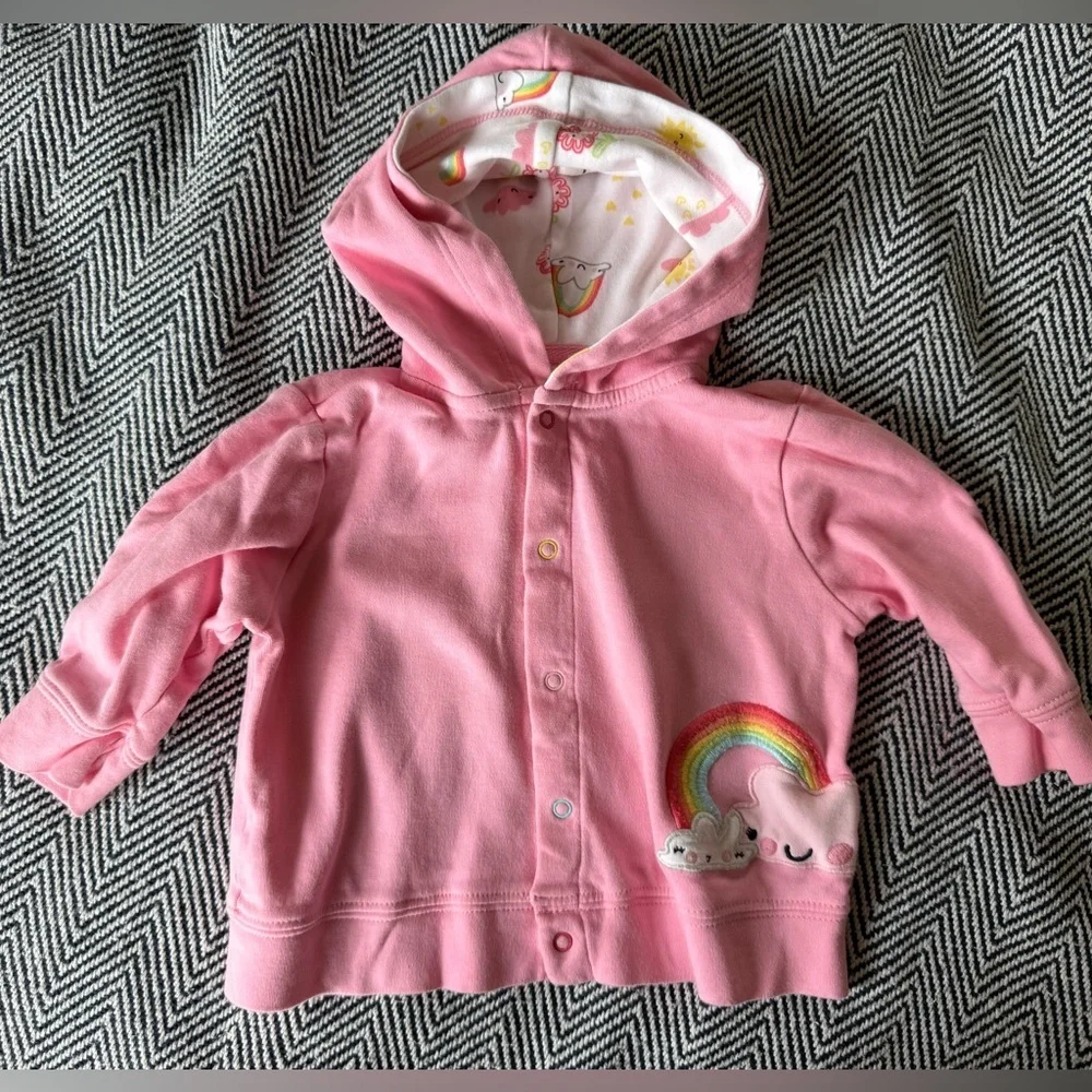 🌈 Gymboree Newborn Hoodie – Size 3–6 Months (Pink Rainbow)